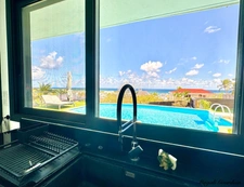  A VENDRE - PROPRIETE D'EXCEPTION AVEC VUE MER ET POTENTIEL LOCATIF REMARQUABLE - SAINTE ANNE