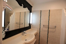 EN EXCLUSIVITE SAINTE ANNE - T3 AVEC PETITE VUE MER EN RESIDENCE   