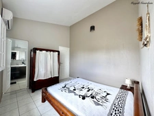 FOR SALE MAGNIFICENT VILLA AND ITS ANNEXES - SAINT FRANCOIS