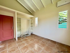 A VENDRE - CHARMANTE MAISON BOIS RECENTE - LE MOULE/SAINT FRANCOIS