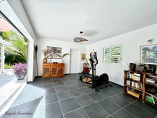 Exceptional 6-room villa for sale in SAINT FRANCOIS (971)