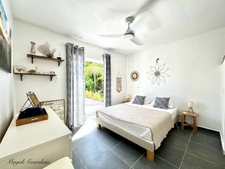 Exceptional 6-room villa for sale in SAINT FRANCOIS (971)