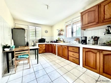 EN EXCLUSIVITE - PROPRIETE & SON JARDIN TROPICAL - SAINTE ANNE