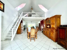 FOR SALE MAGNIFICENT VILLA AND ITS ANNEXES - SAINT FRANCOIS