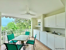A VENDRE – GRAND STUDIO MEUBLÉ VUE MER CLÉ EN MAIN EN RÉSIDENCE TOURISTIQUE AVEC ACCÈS DIRECT PLAGE - SAINTE ANNE