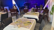 A VENDRE - EN EXCLUSIVITE - FONDS DE COMMERCE RESTAURANT DE REFERENCE AU GOSIER