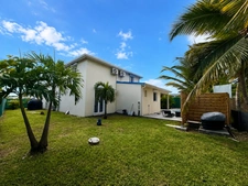 A VENDRE – SAINT-FRANÇOIS – VILLA CONTEMPORAINE 2024 AVEC PISCINE & T2 INDÉPENDANT
