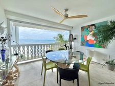 FOR SALE - PRESTIGE TRIPLEX - RENOVATED - INCREDIBLE SEA VIEW - WALKING DISTANCE TO THE BEACH - SAINT FRANCOIS