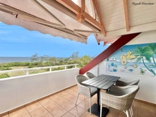 A VENDRE - VUE MER A COUPER LE SOUFFLE – MAGNIFIQUE T3 EN PREMIERE LIGNE - SAINTE ANNE