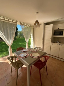  A VENDRE - STUDIO D'EXCEPTION EN REZ DE JARDIN – BORD DE MER SAINTE ANNE