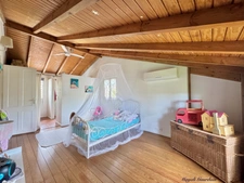 A VENDRE - PROPRIÉTÉ AVEC FORT POTENTIEL LOCATIF – SAINT-FRANÇOIS