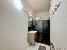 EN EXCLUSIVITE - A VENDRE - PROPRIETE D'EXCEPTION AVEC VUE MER ET POTENTIEL LOCATIF REMARQUABLE - SAINTE ANNE