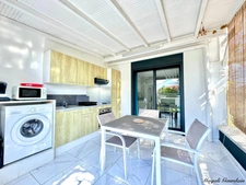 EN EXCLUSIVITE - A VENDRE - PROPRIETE D'EXCEPTION AVEC VUE MER ET POTENTIEL LOCATIF REMARQUABLE - SAINTE ANNE