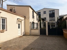 COURBEVOIE (92)/BECON. 2 ROOMS, BRIGHT, 2ND FLOOR, 31.25M2