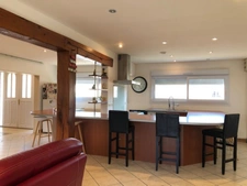Maison à vendre 9 pièces plain pied-CHATEAU LANDON (77)-accès Paris en train 1h15