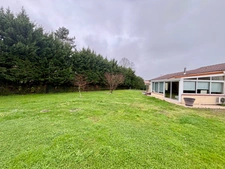 Belle maison de plain-pied avec piscine et terrain de 2000 m², au calme et sans vis-à-vis à Montauban (82)