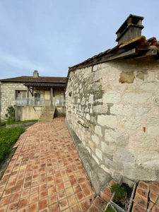 Hameau Authentique T15 à vendre, avec Maison et 6 logements indépendants et une vue panoramique-Saint-Vincent-Lespinasse (82)