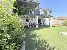 VIAS 4-room villa with pleasant garden and swimming pool.
