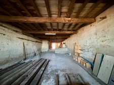 Grange à Rénover de 360M2 au coeur d'un village près de Beaumont-de-Lomagne (82)