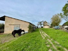 Hameau Authentique T15 à vendre, avec Maison et 6 logements indépendants et une vue panoramique-Saint-Vincent-Lespinasse (82)