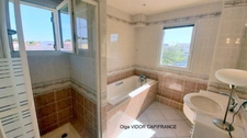 Dpt Hérault (34), à vendre LE GRAU D'AGDE maison P5  terrain 1000 m² double garage 