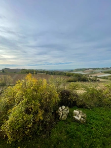 Hameau Authentique T15 à vendre, avec Maison et 6 logements indépendants et une vue panoramique-Saint-Vincent-Lespinasse (82)