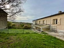 Hameau Authentique T15 à vendre, avec Maison et 6 logements indépendants et une vue panoramique-Saint-Vincent-Lespinasse (82)