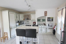 Dpt Saône et Loire (71), à vendre proche de CHALON SUR SAONE maison 5 pièces sur 2646 m² 