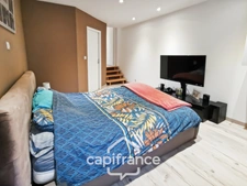 Maison à vendre de 200m² à Uchizy 71