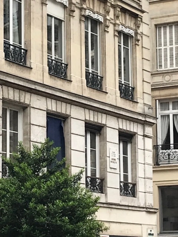 A VENDRE À ROUEN HYPER CENTRE - LOCAUX D’ACTIVITÉ - 160 M2