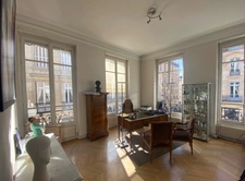 A VENDRE À ROUEN HYPER CENTRE - LOCAUX D’ACTIVITÉ - 160 M2