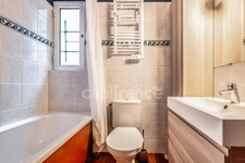 Paris 4e – Marais / Place des Vosges – Studio 28 m² – HSP 2,93 m