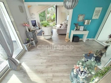 House for sale in Royan (17), 6 rooms - 4 bedrooms - Swimming pool - Garage - 1129m² plot
