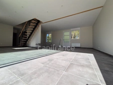 Maison à vendre 5 pièces BREUILLET (17) - Terrain de 232m²