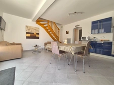 Maison à vendre 4 pièces SAINT GEORGES DE DIDONNE (17) - Terrasses -garage