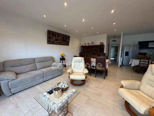 Dpt Charente Maritime (17), à vendre LA TREMBLADE maison de 84m² sur 170m²