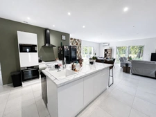 Maison à vendre 4 pièces LA TREMBLADE (17) - Garage - Terrain de 587m²