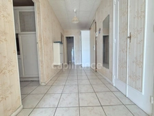 Appartement à vendre 4 pièces ROYAN (17) Loggia - Cave - Parking - Ascenseur 