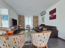 Single-story house for sale, 5 rooms, SAINT GEORGES DE DIDONNE (17) - Swimming pool - Garage 