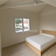 Maison à vendre 4 pièces ROYAN (17) - Quartier du parc - Grand Garage 