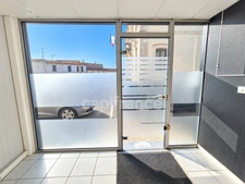 SAUJON – IMMEUBLE DE CARACTÈRE AVEC 3 LOTS DONT 1 APPARTEMENT ET 2 LOCAUX COMMERCIAUX 