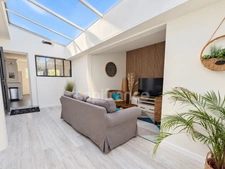 RONCE LES BAINS – À quelques pas de la plage – Appartement 7 pièces de 130 m² avec terrasse et balcon