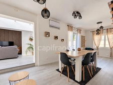 RONCE LES BAINS – À quelques pas de la plage – Appartement 7 pièces de 130 m² avec terrasse et balcon