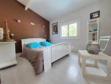 House for sale in Royan (17), 6 rooms - 4 bedrooms - Swimming pool - Garage - 1129m² plot