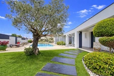 Single-story house for sale, 5 rooms, SAINT GEORGES DE DIDONNE (17) - Swimming pool - Garage 