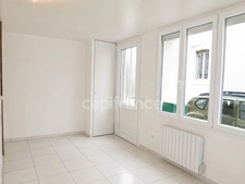 Un lot de 4 appartements à vendre sur SAUJON (17) - Centre ville 