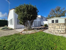 Maison à vendre 5 pièces BREUILLET (17) - Terrain de 815m²