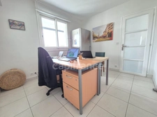 Single-story house for sale, 5 rooms, SAINT GEORGES DE DIDONNE (17) - Swimming pool - Garage 