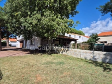 Maison à vendre 5 pièces ROYAN (17) - Terrain de 341m²