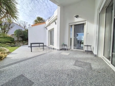 House for sale in Royan (17), 6 rooms - 4 bedrooms - Swimming pool - Garage - 1129m² plot